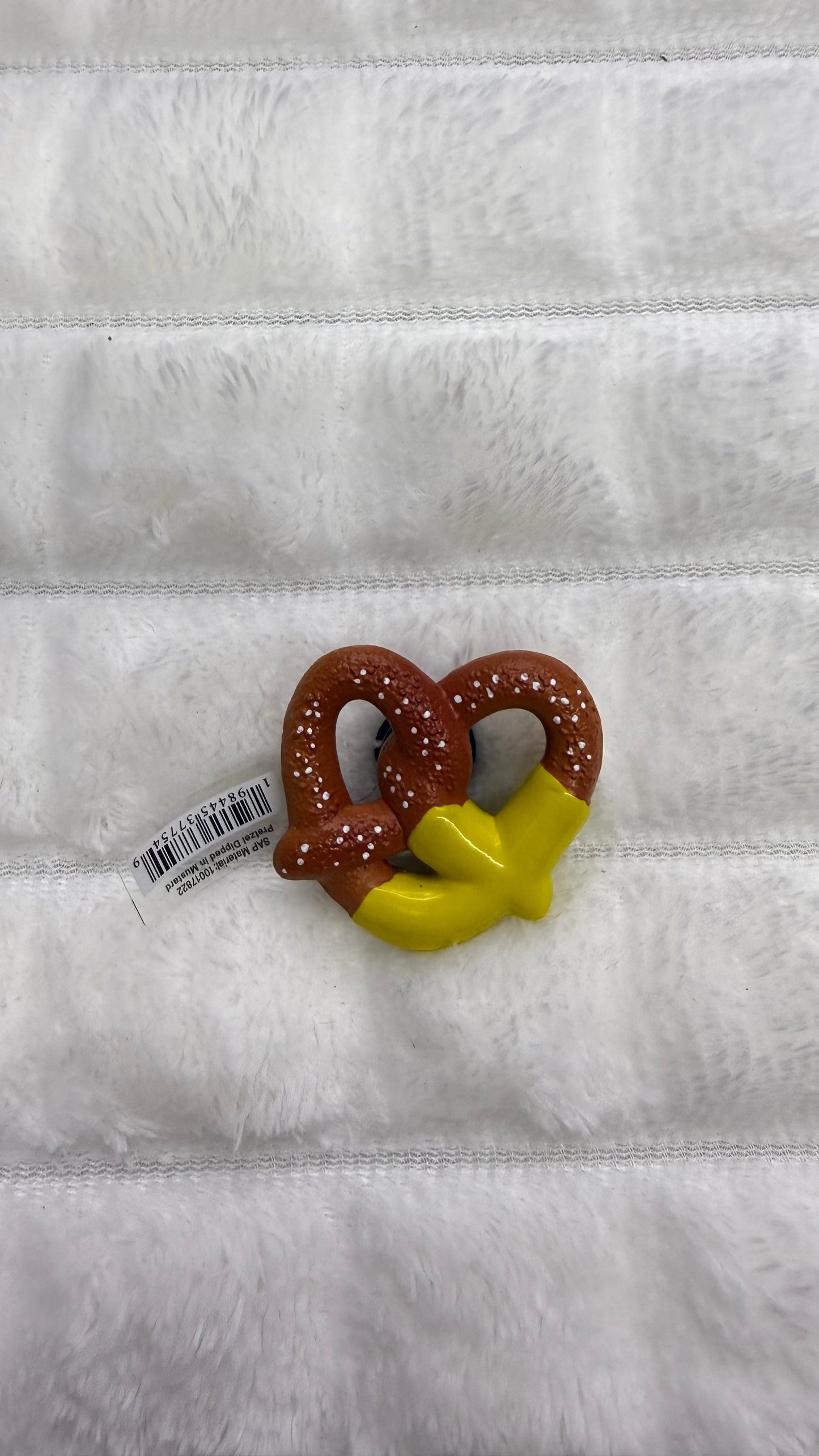 Charm Pretzel Crocs