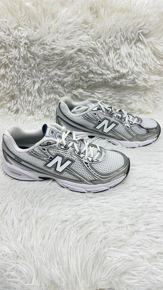 Tenis blancos 25.5 New balance