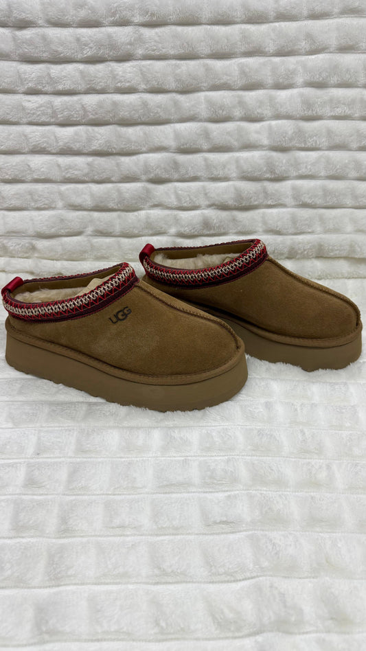 Pantuflas café 23 UGG