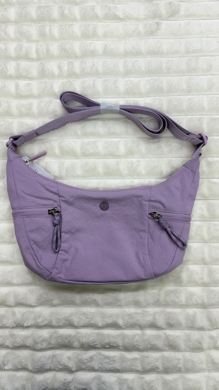 Bolsa lila Lululemon