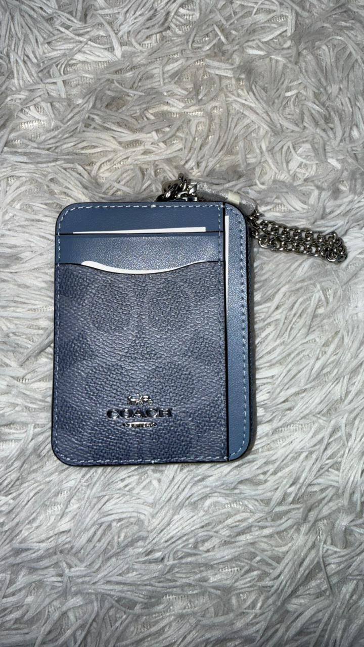 Monedero azul Coach