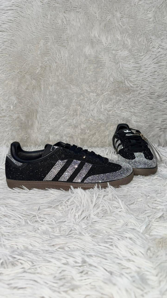 Tenis negros 24 1/2 Adidas