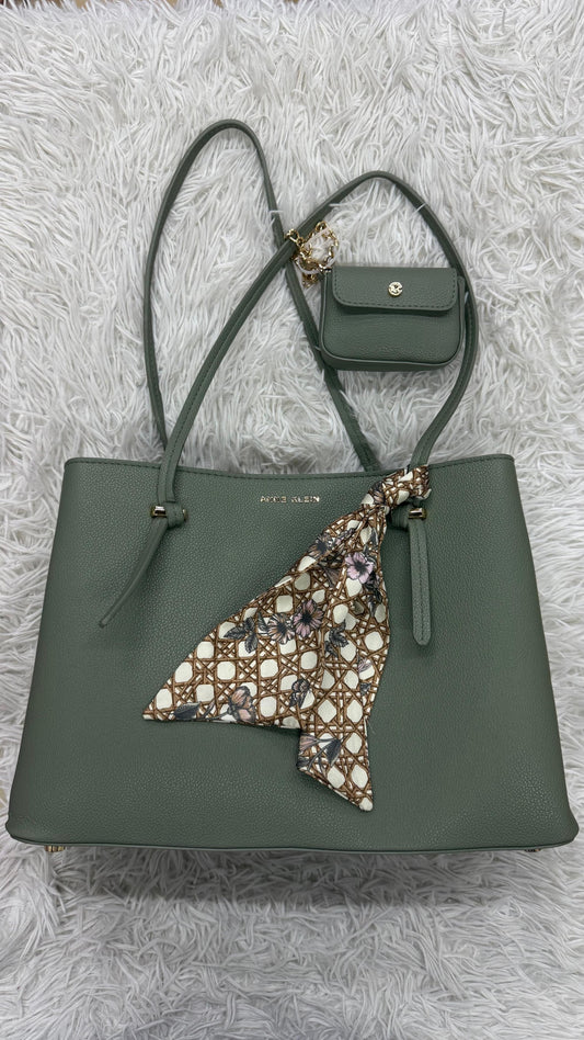 Bolsa verde Anne klein